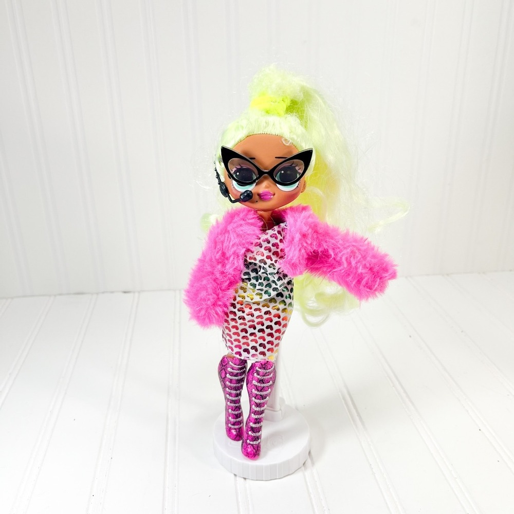 LOL Surprise OMG Lady Diva Fashion Doll Lady Diva 9 In fur coat, Boots